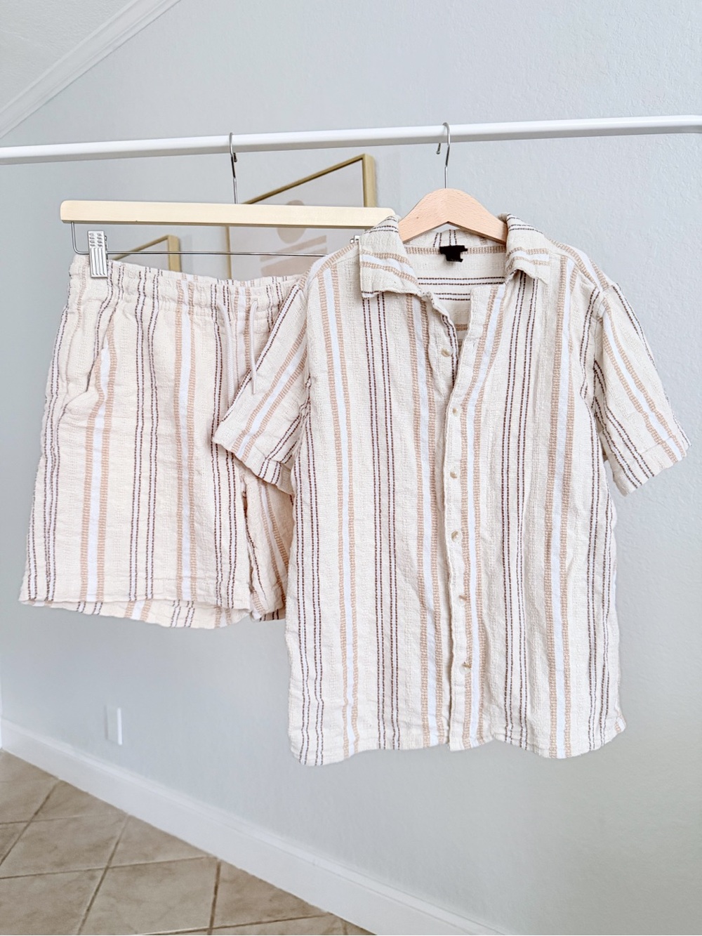 Boys Beige Woven Striped Shirt and Shorts Set (L/XL)